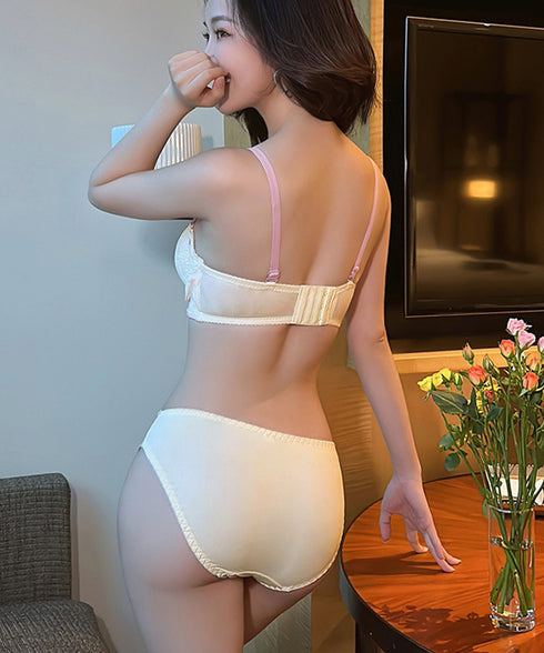 盛れるブラジャーショーツセット花柄レース レディース大人可愛い下着セット セクシーブラジャーノンワイヤー ローライズショーツ 谷間寄せるブラ 締め付けないショーツ 92NAMEIZI-003
