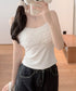 マルチフリルキャミソール カップ付き夏服 レディース大人可愛いキャミインナー 美胸ブラトップ快適 韓国風薄手インナーブラ一体型 お洒落 胸元フリルインナートップス 92QIAODS-002