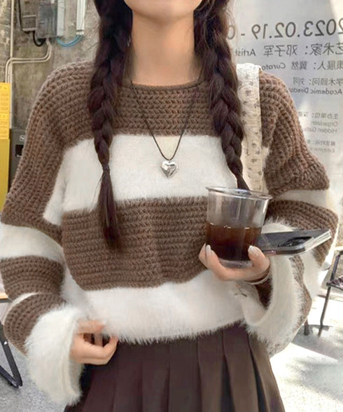 ワイドボーター シャギーニットレディース 大人可愛いボーダーニットトップス 長袖 ゆったりニットセーター 着やせ 柔らかいニットプルオーバー ショートニット春秋冬 92XIANGTAI-001