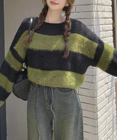 ワイドボーター シャギーニットレディース 大人可愛いボーダーニットトップス 長袖 ゆったりニットセーター 着やせ 柔らかいニットプルオーバー ショートニット春秋冬 92XIANGTAI-001