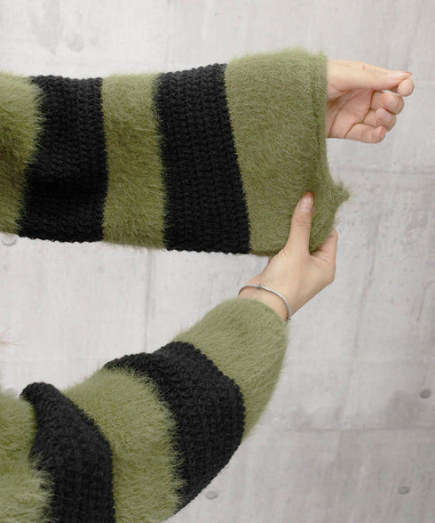 ワイドボーター シャギーニットレディース 大人可愛いボーダーニットトップス 長袖 ゆったりニットセーター 着やせ 柔らかいニットプルオーバー ショートニット春秋冬 92XIANGTAI-001