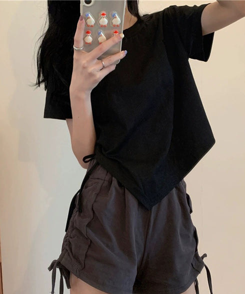 レディース アシンメトリー Tシャツ シンプル リボンドロストトップス 抜け感 シャーリング半袖 薄手 サイド絞り半袖 韓国風 ドロスト Tシャツ 95DUANXIU-002