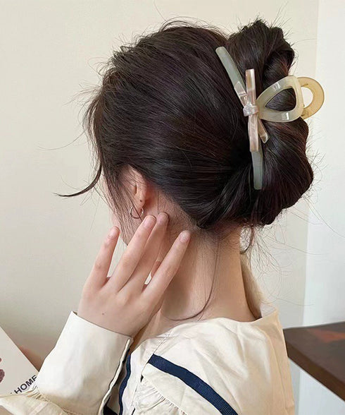 バンスクリップ大人 ヘアクリップおしゃれ 大人女子 韓国風 リボンヘアクリップ きれいめ大きめモチーフシンプルかわいい ヘアアクセサリー使いやすいしっかりホールド 95FASHI-005