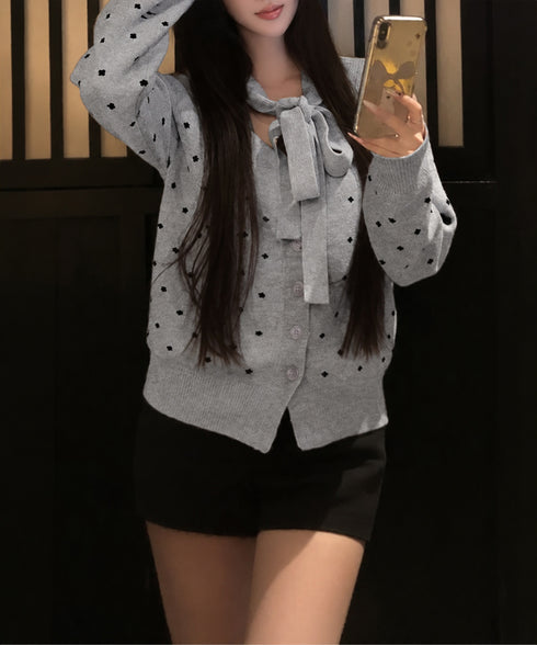 ボウタイリボンドット柄ニットカーディガン 大人可愛い韓国風ニットトップスレディースおしゃれ Vネック長袖ニット羽織り総柄 春秋冬 着やせ きれいめ小顔ニット映える 96YKELI-003