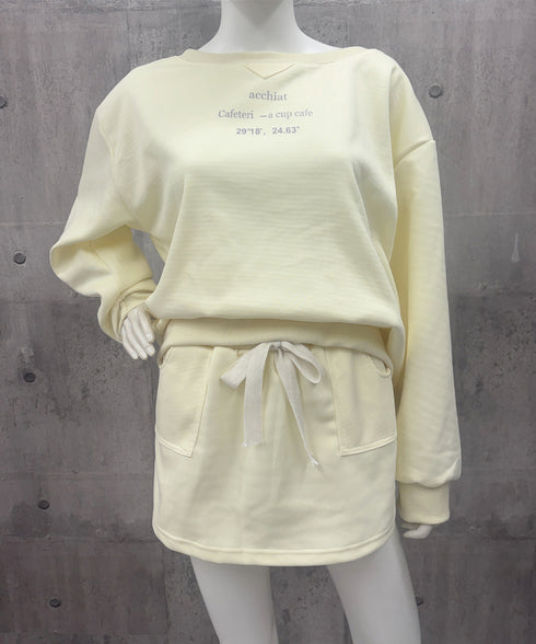 英字ロゴスウェットセットアップ大人可愛い レディーストレーナーきれいめ ポケット付き インナーパンツ付きスカートウエストゴム ドロップショルダートップスおしゃれ服 97TAOZH-003