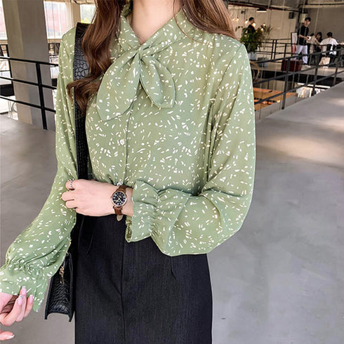 シフォン シャツブラウス レディース 上品 オフィスブラウス 大人 長袖 シャツ 春秋 新作 プリント ゆったり 袖パフスリーブ フリル リボンタイブラウス 98ASNI-001