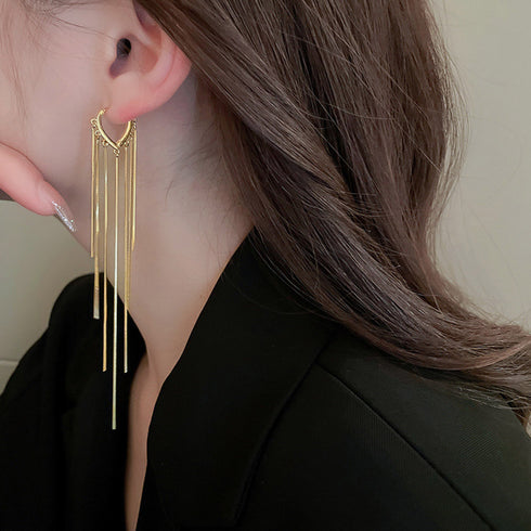 ロングタッセルピアス 揺れる 韓国風 アクセサリー きらきら おしやれ 20代30代 小顔見え 耳飾り チェーンピアス 韓国ファッション 大人 上品 98GUSHI-001