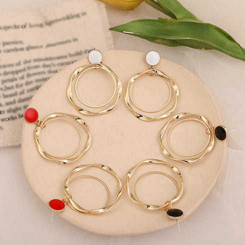 ピアス 2連フープピアス 幾何学模様 レディース おしゃれ ゴールド 変形 ジュエリー 韓国風 揺れる 個性的 人気 98HMEI-001