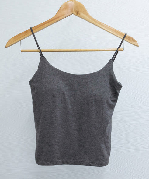 カップ付き Uネックキャミソール 韓国風 レディース インナーキャミソール 胸元セクシー ブラキャミ 無地 ベーシック肌着 おしゃれ ブラトップ 柔らかい 98LTLU-001