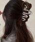ウェーブヘアクリップ メタルヘアクリップ レディース 簡単ヘアアレンジ 大きめ ヘアアクセサリー 小物 光沢感 韓国風 簡単まとめ髪 大人可愛い ヘア小物 98MIS-001