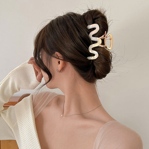 ヘアクリップ アクリルバンスクリップ ヘアアクセサリー レディース フェミニン きれいめ ヘアアレンジグッズ 可愛い 髪留め 大人っぽい マーブル柄 髪飾り 98WANLI-001