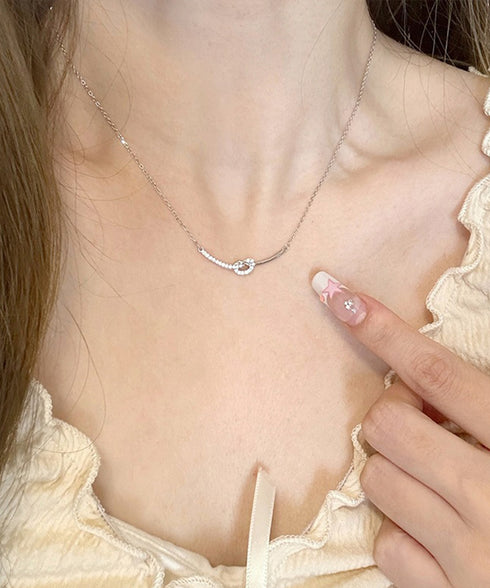 ノット風 細めチェーンネックレス 結婚式 可愛い チェーンチョーカー上品ネックレス 韓国風 シルバー アクセサリー おしゃれ首飾り ファッション小物 人気 通勤 98WEIHUA-001