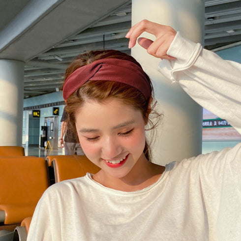 レディース ツイスト カチューシャ 幅広 ヘアアクセサリー フェイクレザー おしゃれ パーティ 女性用 韓国ファッション 98XC-001