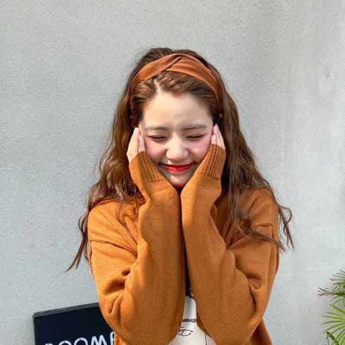 レディース ツイスト カチューシャ 幅広 ヘアアクセサリー フェイクレザー おしゃれ パーティ 女性用 韓国ファッション 98XC-001