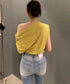 オフショルダーTシャツ カットソー 半袖 ワンショルトップス レディース アシンメトリー おしゃれ 肌見せ 夏服 ワンショルダーカットソー 韓国風セクシーTシャツ 98XIANNF-001