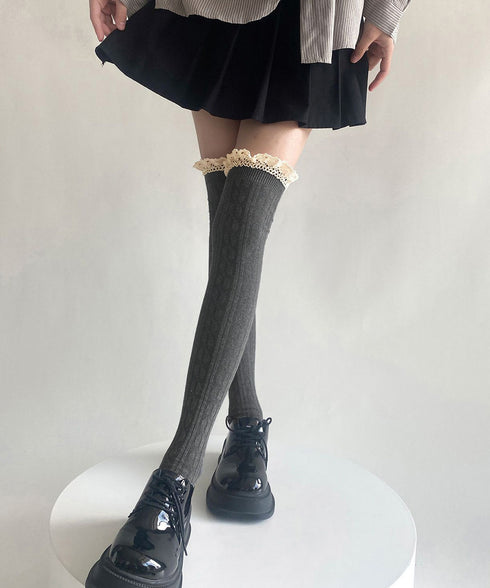 ニーハイソックス レース切り替え 靴下 サイハイソックス レースドッキング 大人可愛い 膝上丈靴下 通学ルームソックス 暖かい靴下春秋冬 韓国風無地ソックス 98YCHUAN-001