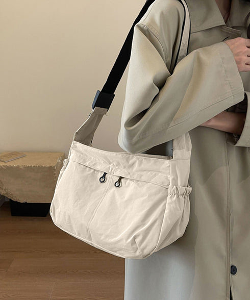 ショルダーバッグ 大容量 軽量 ナイロン レディース 肩掛け 斜め掛けバッグ ユニセックス 無地 多収納 サイドポケット カジュアル シンプル ストリート 通学 99DFXB-001