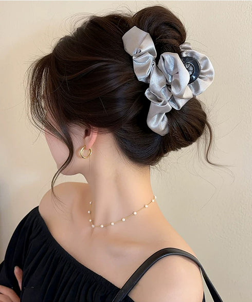 ヘアクリップ バンスクリップ フリル レディース 髪留め 髪飾り まとめ髪 おしゃれ 大人 可愛い オフイスカジュアル ヘアアクセサリー 99HYRY-001