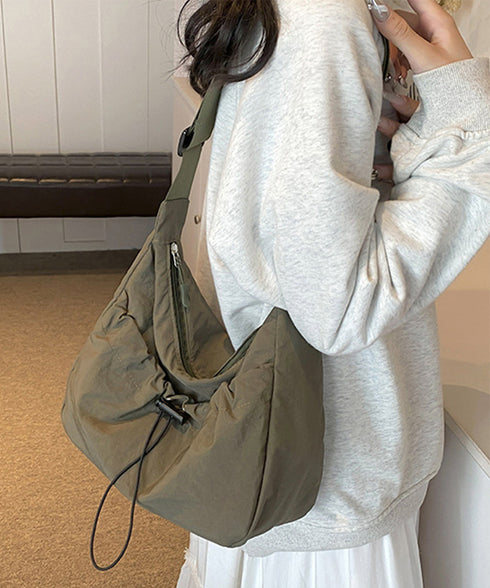 ショルダーバッグ ナイロン 無地 軽量 レディース ストリートバッグ 肩掛け 斜め掛け ボディバッグ ユニセックス カジュアル おしゃれ お出かけ 99MSXB-009