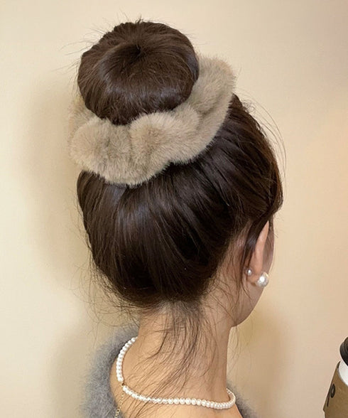 ファーシュシュ ボリュームヘアゴム 秋冬 レディース ヘアアクセサリー 韓国風 お団子ヘア ポニーテール 大人かわいい 簡単まとめ髪 プチプラ 髪留め髪飾り 99TZSP-009