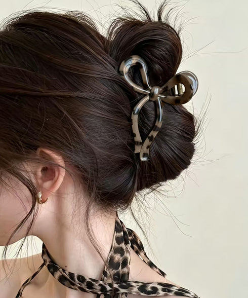 リボンバンスクリップ レオパード柄 人気 韓国風 ヘアアクセサリー 大きめ 髪留め まとめ髪 おしゃれ 大人可愛い オフイスカジュアル 小物 誕生日 プレゼント 99TZSP-011