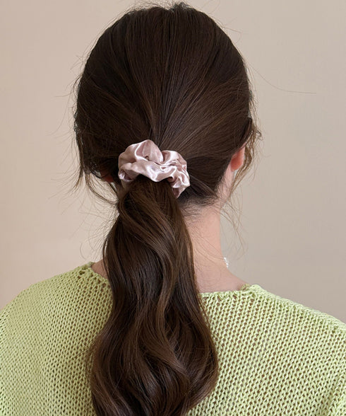 シュシュ サテンプリーツ 韓国風ヘアゴム レディース ヘアアクセサリー 大人可愛い髪留め フェミニン シンプル おしゃれ オフィスカジュアル プレゼント 女子会 99ZYSP-003