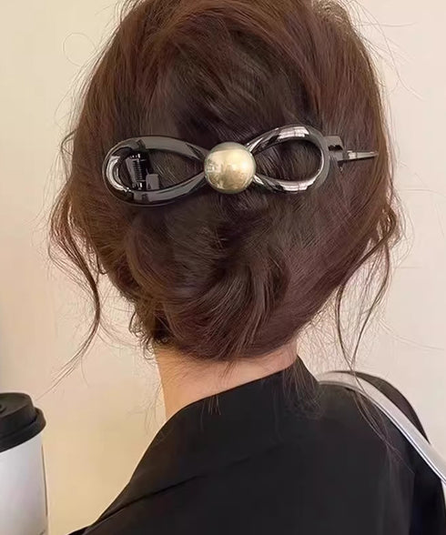 バナナクリップ パール 可愛いくま韓国風 レディース ヘアアクセサリー シンプル オフィスカジュアル きれいめ フェミニン プレゼント 髪飾り 結婚式発表会女子会 99ZYSP-016