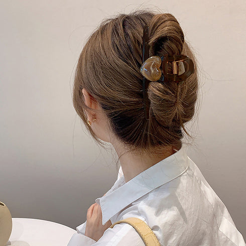 ヘアクリップ バンスクリップ 樹脂ハート レディース ヘアアクセサリー まとめ髪 大人っぽい お洒落 髪飾り 結婚式 演奏会 可愛い シンプル 韓国ヘアアクセ 99AXSM-002