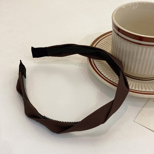 カチューシャ ツイスト ヘアアクセサリー レディース韓国 ヘアアレンジ ヘアバンド 髪飾り 大人可愛い シンプル ベーシック クラシカル おしゃれ パーティ 5色 99AXSM-004