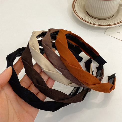カチューシャ ツイスト ヘアアクセサリー レディース韓国 ヘアアレンジ ヘアバンド 髪飾り 大人可愛い シンプル ベーシック クラシカル おしゃれ パーティ 5色 99AXSM-004