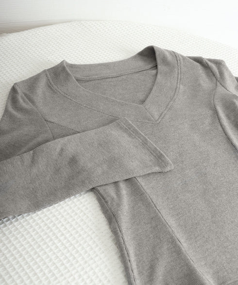 Vネック 長袖Tシャツ 韓国風カットソー レディーストップス 無地 セクシー シンプル スリムフィット 伸縮性 着やせ オフィスカジュアル 大人可愛い きれいめ 99BMFS-002