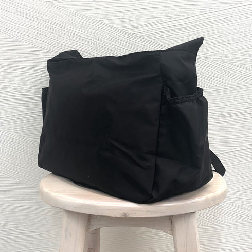 ショルダーバッグ 大容量 ナイロン 黒 レディース 肩掛け 斜め掛けバッグ 韓国 ユニセックス シンプル 通学 多収納 軽量かばん カジュアル ストリート 旅行 99CCPJ-001