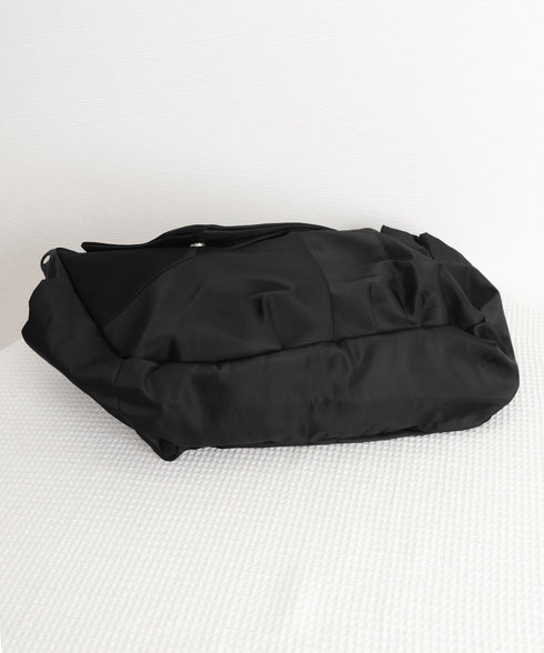 ショルダーバッグ A4大容量 ナイロン黒 レディース 肩掛け ユニセックス 多収納 カジュアル おしゃれ お出かけ 無地マザーズバッグ 旅行 ストリートかばん 99CCPJ-007