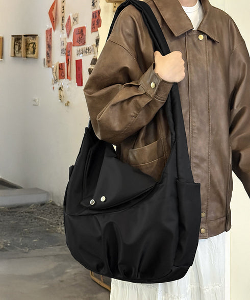 ショルダーバッグ A4大容量 ナイロン黒 レディース 肩掛け ユニセックス 多収納 カジュアル おしゃれ お出かけ 無地マザーズバッグ 旅行 ストリートかばん 99CCPJ-007