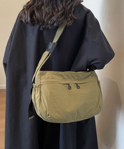 ショルダーバッグ 大容量 軽量 ナイロン レディース 肩掛け 斜め掛けバッグ ユニセックス 無地 多収納 サイドポケット カジュアル シンプル ストリート 通学 99DFXB-001