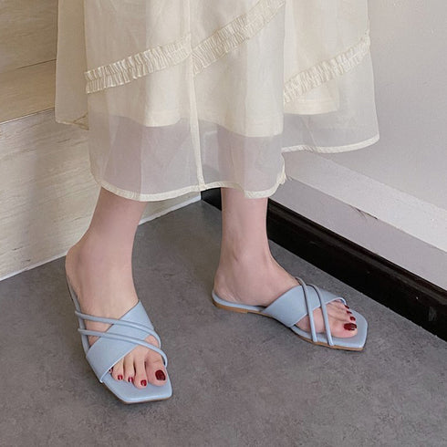 フラットサンダル 美脚 スリッパ 夏 レディース ぺたんこ クロスストラップ リゾート風 疲れない 歩きやすい 人気 カジュアル お洒落 コンフォート 韓国 99GYXC-048
