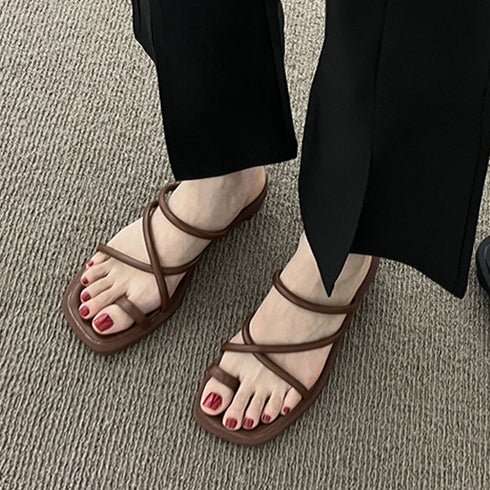 トングサンダル ローヒール ストラップ夏 レディース 韓国風 ミュール ビーチサンダル 親指リング スクエアトゥ靴 歩きやすい 大人可愛い おしゃれ きれいめ 99GYXC-055