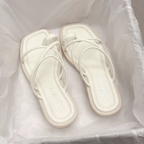 トングサンダル ローヒール ストラップ夏 レディース 韓国風 ミュール ビーチサンダル 親指リング スクエアトゥ靴 歩きやすい 大人可愛い おしゃれ きれいめ 99GYXC-055