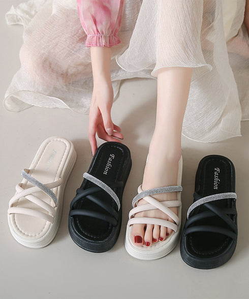 ストラップサンダル レディース 厚底 夏 スリッパサンダル フラットサンダル クロスベルト キラキラ 歩きやすい 疲れない 美脚 可愛い お洒落 99GYXC-135