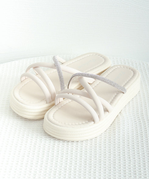 ストラップサンダル レディース 厚底 夏 スリッパサンダル フラットサンダル クロスベルト キラキラ 歩きやすい 疲れない 美脚 可愛い お洒落 99GYXC-135