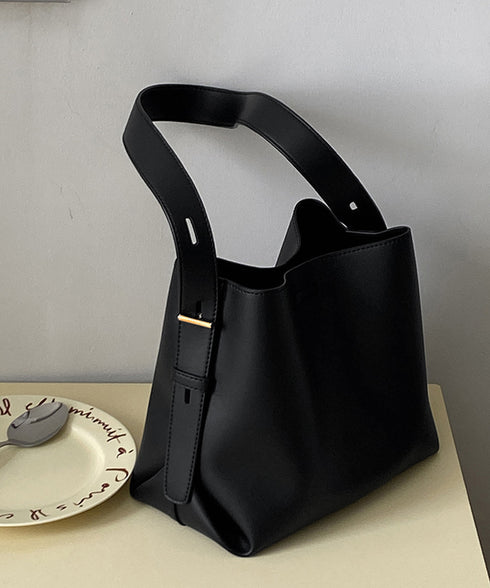 ショルダーバッグ 黒 無地 トートバッグ PUレザーかばん 大人可愛い おしゃれ オフィスカジュアル クラシック 合皮鞄 上品 通勤通学バッグ 春秋夏冬 旅行 99HBPJ-001