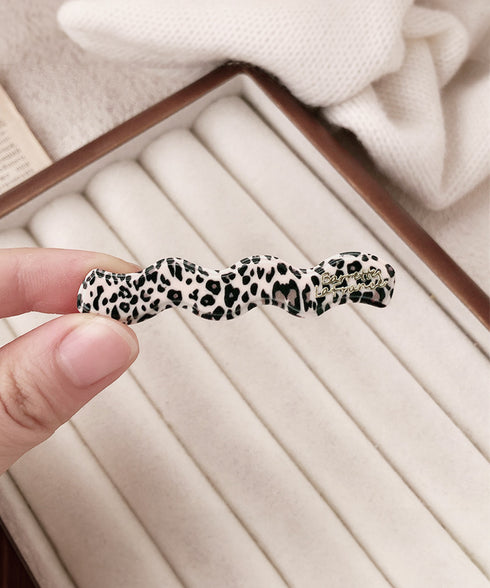 くちばしクリップ レオパード柄 韓国風 レディース ヘアクリップ ヘアアクセサリー 髪飾り おしゃれ 大人 かわいい 通勤通学 プレゼント 結婚式 二次会 99JXSP-011