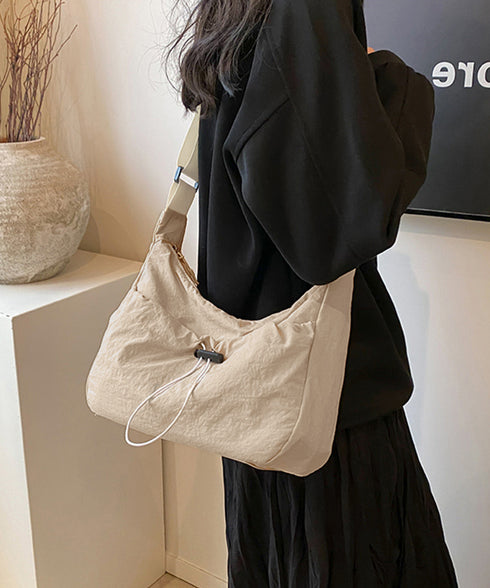 ショルダーバッグ ナイロン 無地 軽量 レディース ストリートバッグ 肩掛け 斜め掛け ボディバッグ ユニセックス カジュアル おしゃれ お出かけ 99MSXB-009