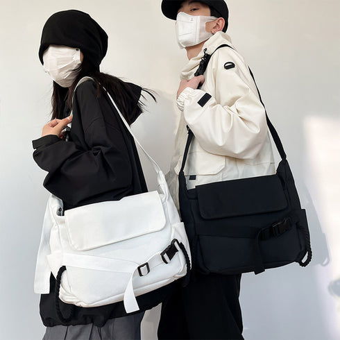 ショルダーバッグ ユニセックス 大容量 レディース ボディバッグ 斜めがけバッグ 無地 学生 カジュアル おしゃれ 通勤通学 韓国風 オルチャン 修学旅行 99MZNB-001