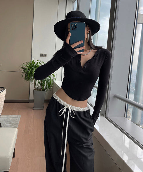 長袖Tシャツ レディース ボタン 無地 細身Tシャツ セクシー 細見え オルチャン 着やせ 大人 シンプル おしゃれ フィットフェミニン 着回し 99WBX-016