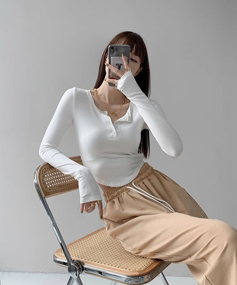 長袖Tシャツ レディース ボタン 無地 細身Tシャツ セクシー 細見え オルチャン 着やせ 大人 シンプル おしゃれ フィットフェミニン 着回し 99WBX-016