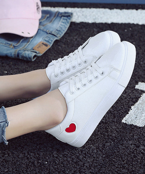 ローカットスニーカー レディース ハート レースアップシューズ スポーツ おしゃれ 歩きやすい カジュアル 疲れにくい 通勤通学 運動靴 コンフォート 99YJBH-004