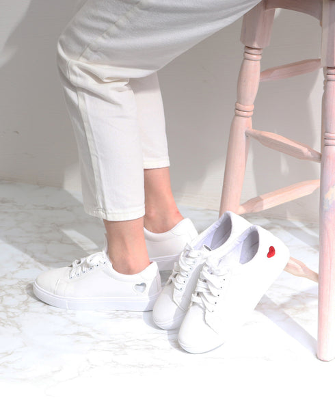 ローカットスニーカー レディース ハート レースアップシューズ スポーツ おしゃれ 歩きやすい カジュアル 疲れにくい 通勤通学 運動靴 コンフォート 99YJBH-004