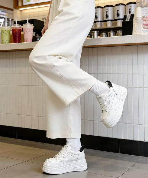 厚底スニーカー ローカット靴 美脚 白 レディース 厚底ソールシューズ レースアップ 疲れにくい 大人女子 かっこいい 通勤通学 韓国風 ストリート くつ 99YYXC-072