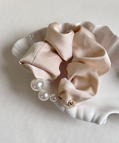サテンヘアゴム シュシュ パール付き レディース まとめ髪 ヘアアレンジ 大人可愛い おしゃれ オルチャン 髪留め 人気 デート 発表会 女子会 99ZYSP-002